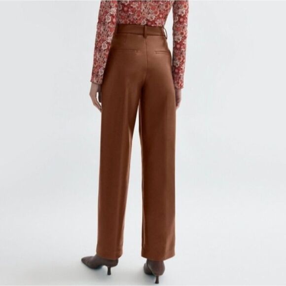 Aritzia Wilfred Effortless Pant Faux Leather Pleated Trousers Chestnut Brown 6 - Picture 2 of 8